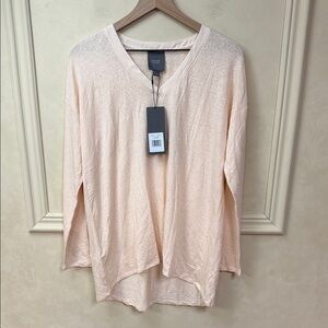 New! Lysee Linen Long Sleeve V Neck Top size Large